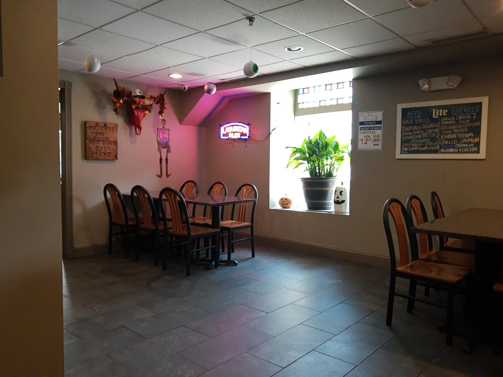 Red Wolf Bar and Grille – Dojoverse