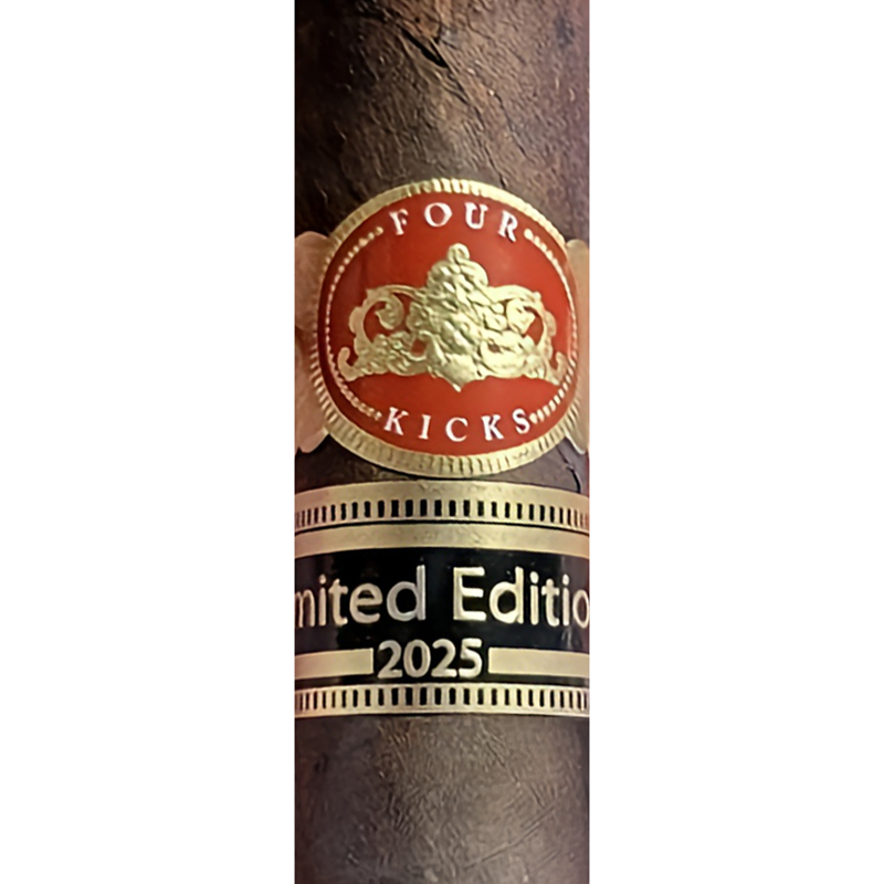 Crowned Heads Four Kicks Mule Kick LE 2025 cigar