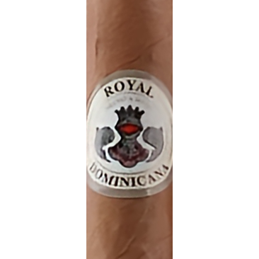 Royal Dominicana by Quesada cigar